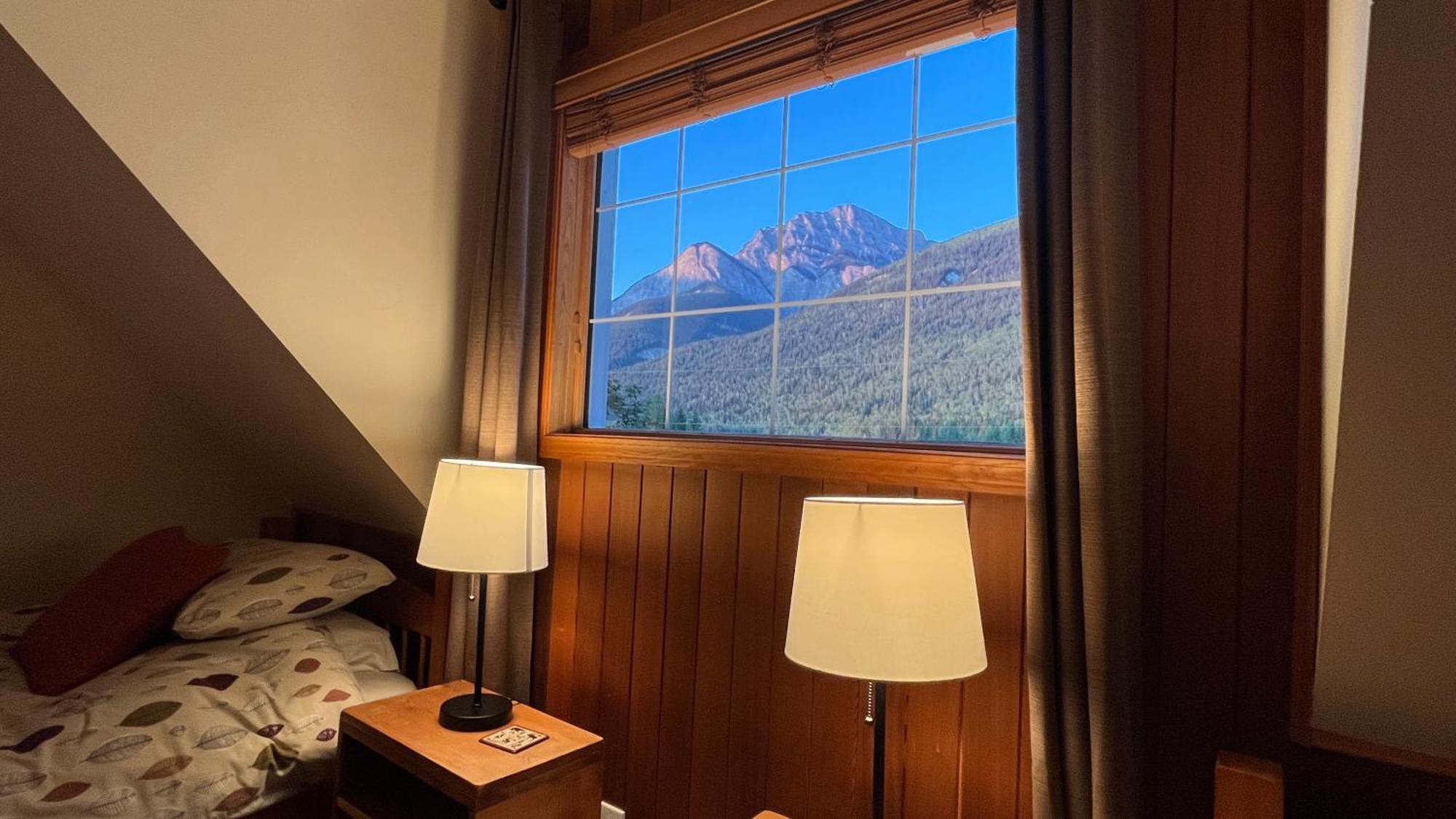 Bear Paw Lodge Golden Eksteriør bilde